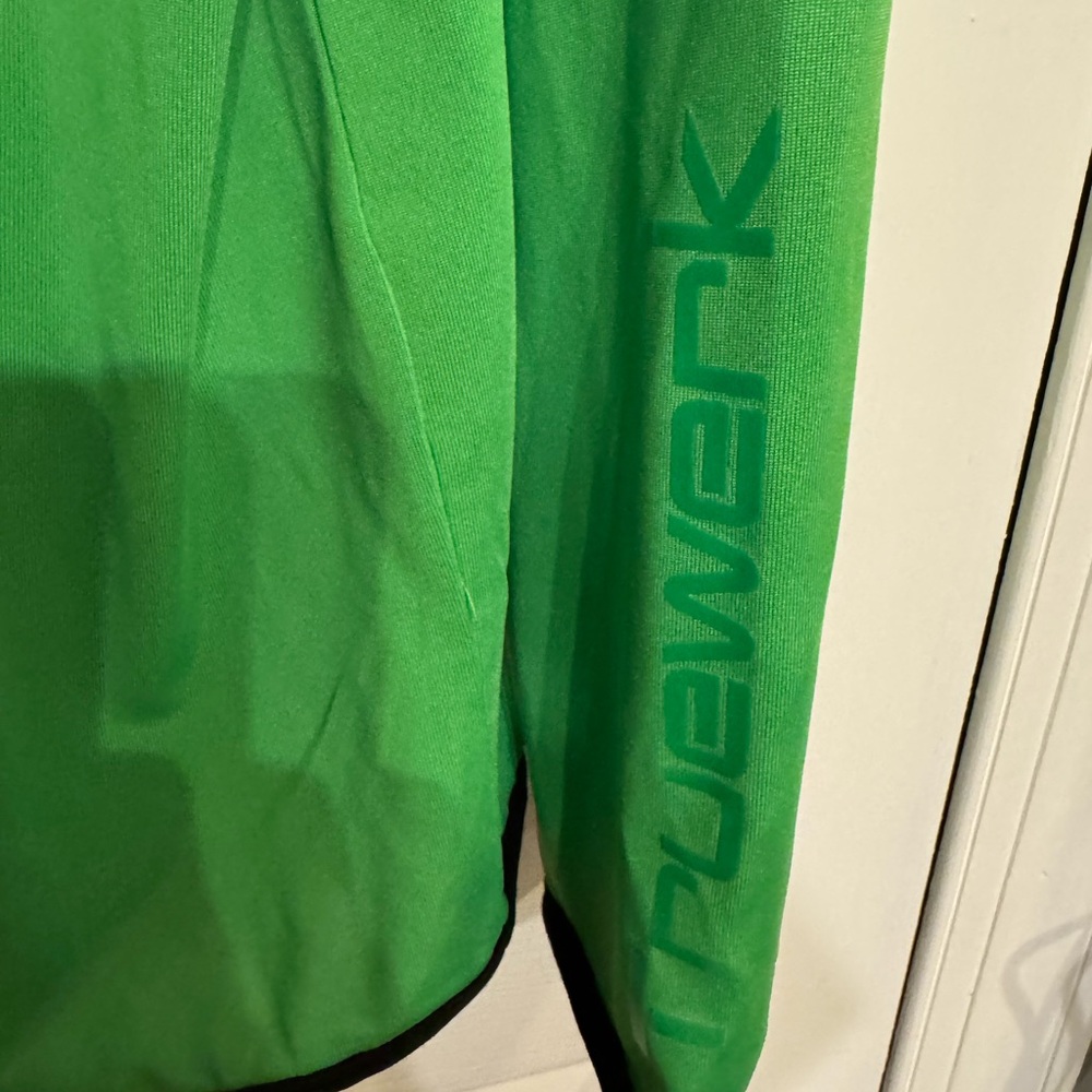 Truewerk Green Hooded Shirt - Picture 3 of 9
